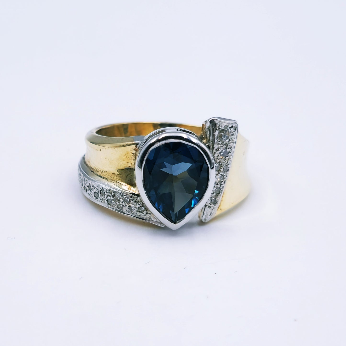 London Blue Topaz & Diamond Ring – 9ct Yellow & White Gold