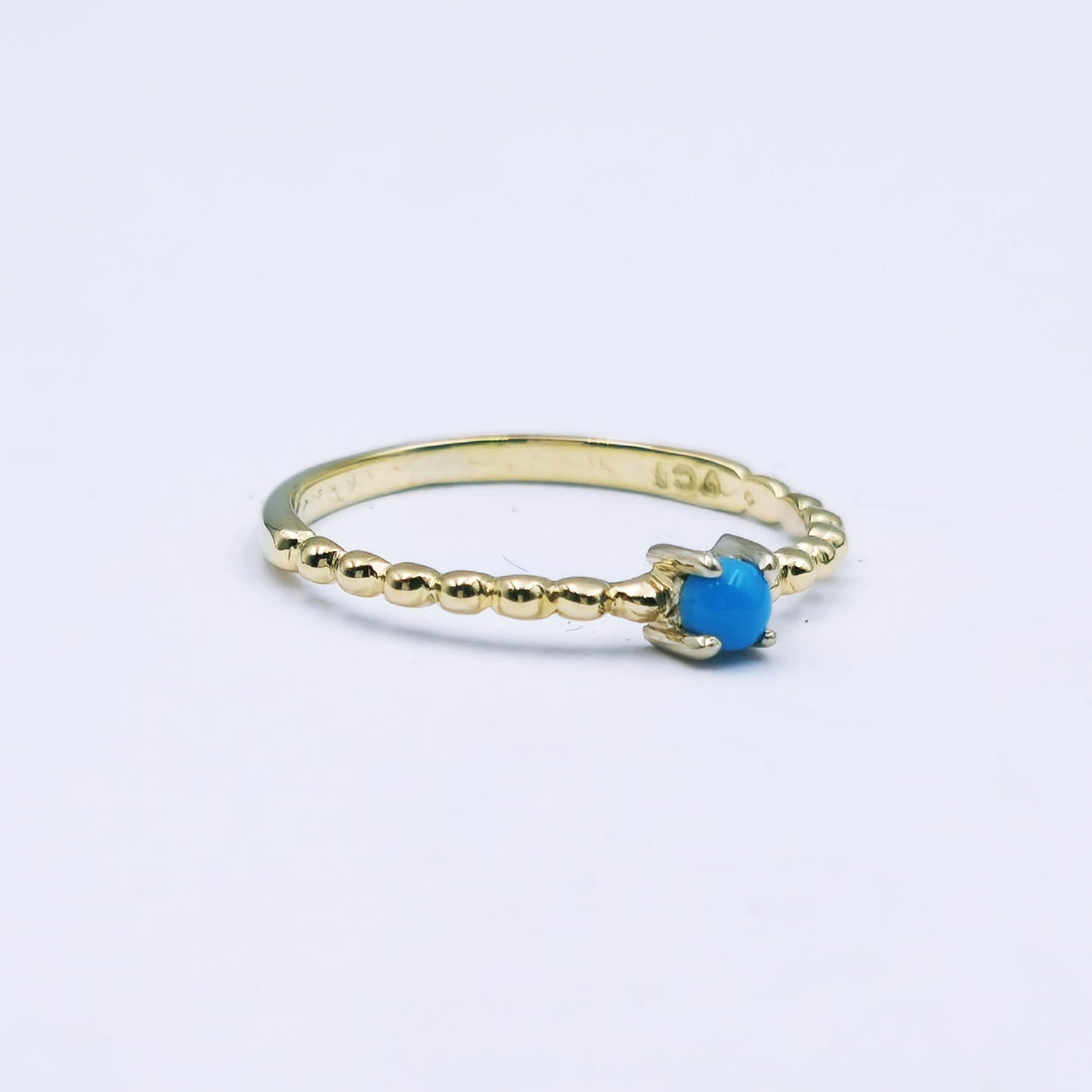 Turquoise Cabochon Ring – 9ct Yellow Gold